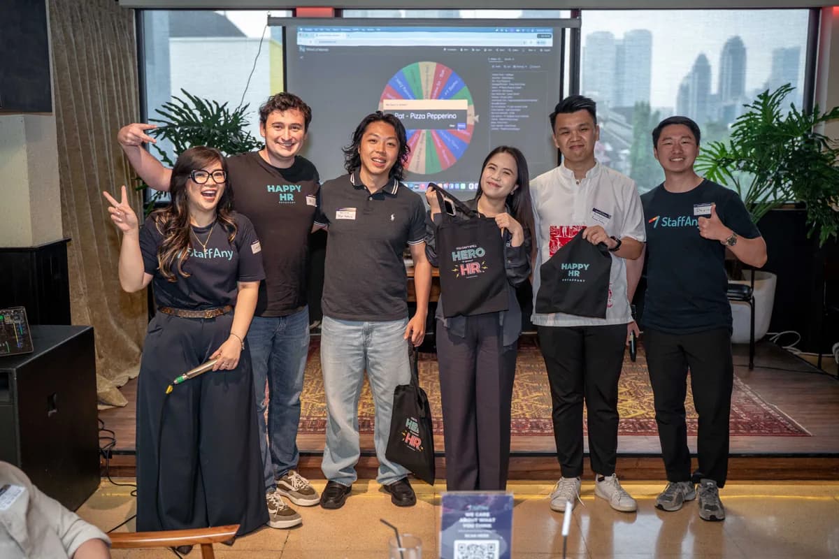 Attendees and StaffAny hosts together at a Jakarta Leaders Lounge gathering