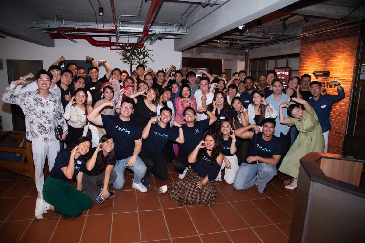 Business leaders and StaffAny team members posing together at Leaders Lounge Malaysia
