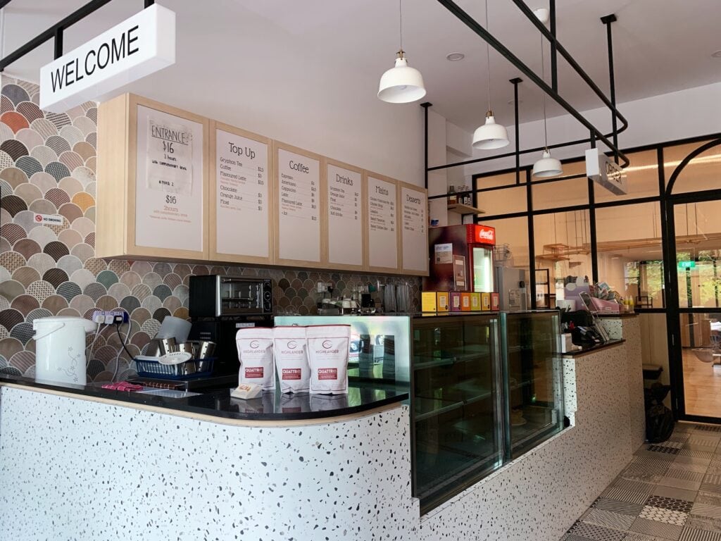 Bober Tea, Customer Case Study &#8211; Cat Cafe